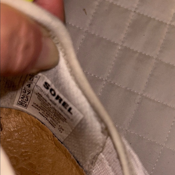 Sorel Kinetic Impact ll White and Tan Women's Sneakers - Picture 7 of 7